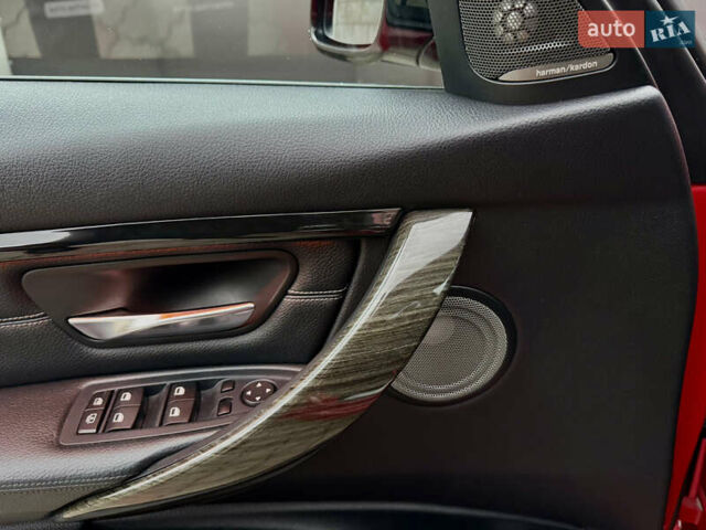 Красный БМВ 3 Серия, объемом двигателя 2.98 л и пробегом 155 тыс. км за 16300 $, фото 10 на Automoto.ua