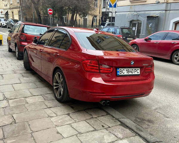 БМВ 3 Серия 2012 в Львове на Automoto.ua Красный БМВ 3 Серия, объемом двигателя 2 л и пробегом 213 тыс. км за 12499 $, фото 2 на Automoto.ua
