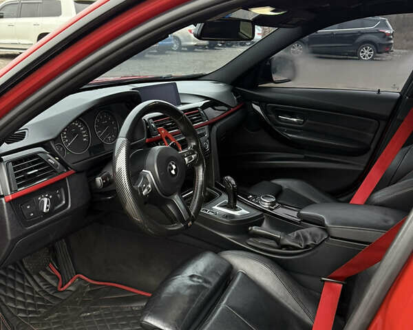 Красный БМВ 3 Серия, объемом двигателя 2 л и пробегом 215 тыс. км за 14950 $, фото 6 на Automoto.ua