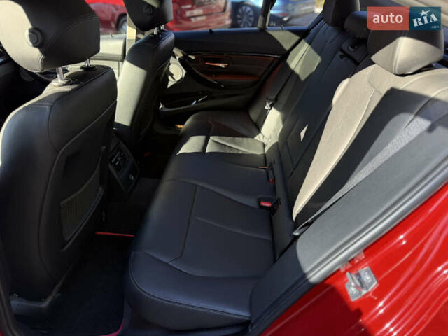 БМВ 3 Серія 2012 у Одесі на Automoto.ua Червоний БМВ 3 Серія, об'ємом двигуна 2.98 л та пробігом 154 тис. км за 17900 $, фото 40 на Automoto.ua