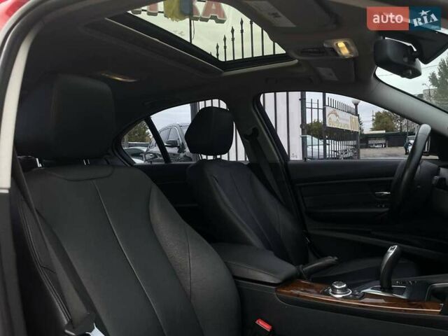 Червоний БМВ 3 Серія, об'ємом двигуна 2 л та пробігом 223 тис. км за 11799 $, фото 34 на Automoto.ua