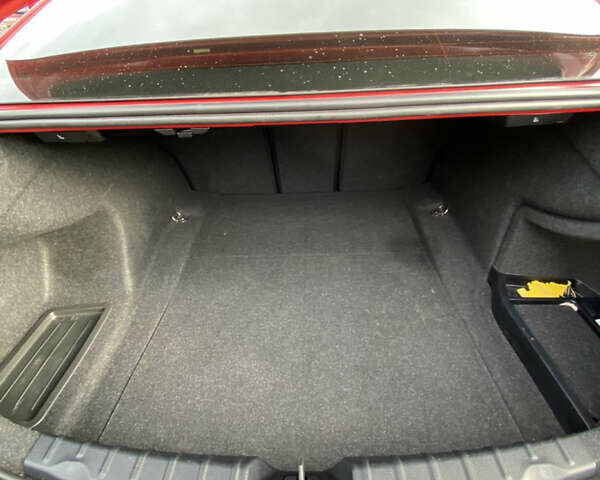 Червоний БМВ 3 Серія, об'ємом двигуна 2 л та пробігом 135 тис. км за 14400 $, фото 23 на Automoto.ua