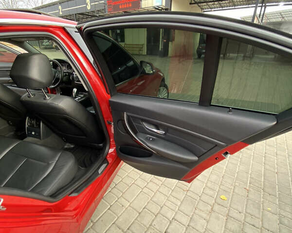 Червоний БМВ 3 Серія, об'ємом двигуна 2 л та пробігом 135 тис. км за 14400 $, фото 24 на Automoto.ua