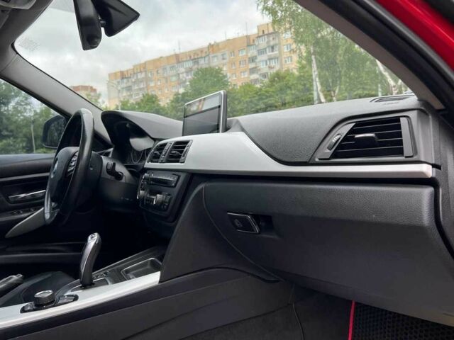 Красный БМВ 3 Серия, объемом двигателя 2 л и пробегом 226 тыс. км за 10500 $, фото 9 на Automoto.ua