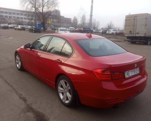 Красный БМВ 3 Серия, объемом двигателя 2 л и пробегом 150 тыс. км за 15000 $, фото 7 на Automoto.ua