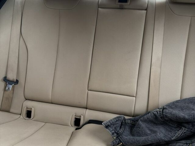 Красный БМВ 3 Серия, объемом двигателя 2 л и пробегом 246 тыс. км за 8800 $, фото 7 на Automoto.ua