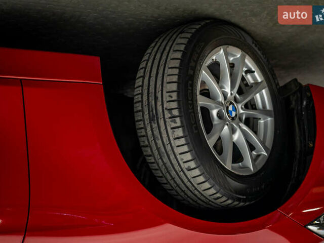 Красный БМВ 3 Серия, объемом двигателя 2 л и пробегом 124 тыс. км за 14705 $, фото 7 на Automoto.ua