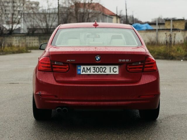 Красный БМВ 3 Серия, объемом двигателя 2 л и пробегом 246 тыс. км за 8800 $, фото 3 на Automoto.ua