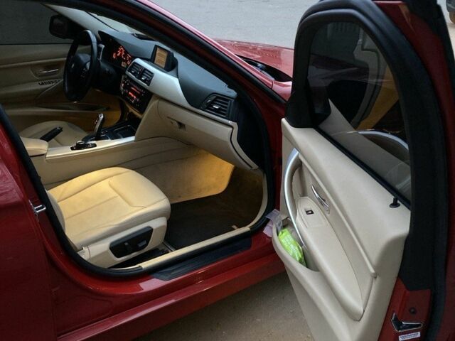 Красный БМВ 3 Серия, объемом двигателя 2 л и пробегом 200 тыс. км за 12500 $, фото 5 на Automoto.ua