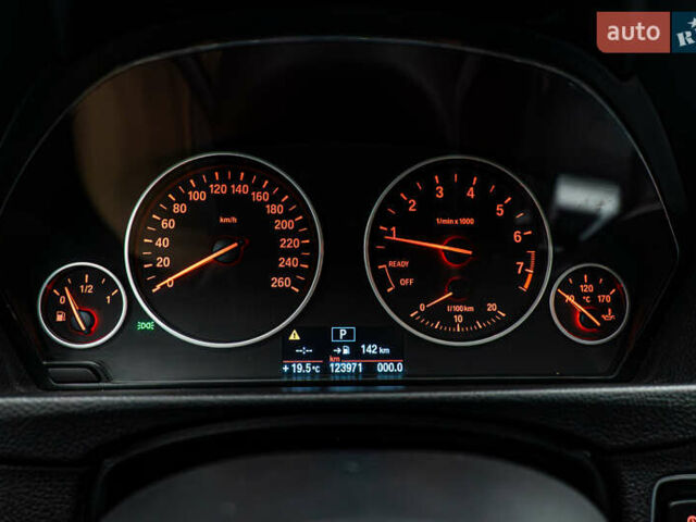 Красный БМВ 3 Серия, объемом двигателя 2 л и пробегом 124 тыс. км за 14705 $, фото 12 на Automoto.ua