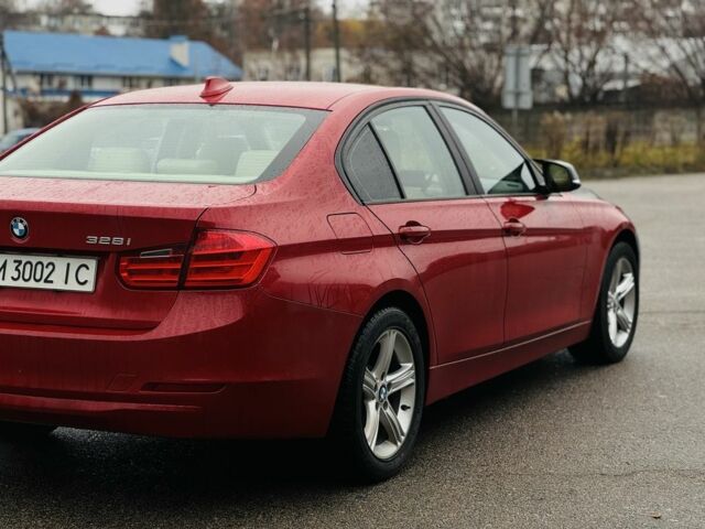 Красный БМВ 3 Серия, объемом двигателя 2 л и пробегом 246 тыс. км за 8800 $, фото 4 на Automoto.ua