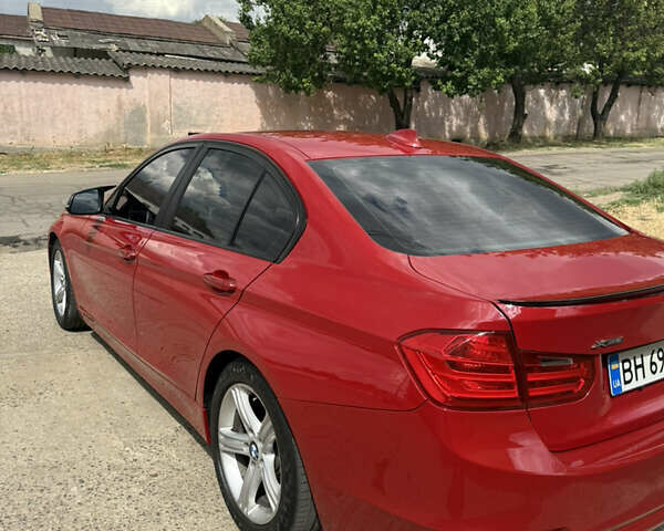 Красный БМВ 3 Серия, объемом двигателя 2 л и пробегом 240 тыс. км за 14999 $, фото 4 на Automoto.ua