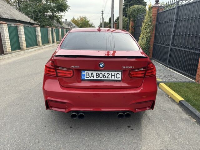 Красный БМВ 3 Серия, объемом двигателя 2 л и пробегом 221 тыс. км за 14000 $, фото 4 на Automoto.ua