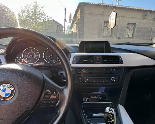 Красный БМВ 3 Серия, объемом двигателя 2 л и пробегом 240 тыс. км за 14999 $, фото 15 на Automoto.ua