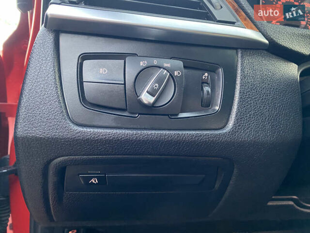 Красный БМВ 3 Серия, объемом двигателя 2 л и пробегом 222 тыс. км за 11400 $, фото 9 на Automoto.ua