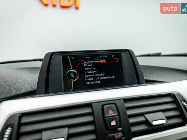 Красный БМВ 3 Серия, объемом двигателя 2 л и пробегом 124 тыс. км за 14705 $, фото 15 на Automoto.ua