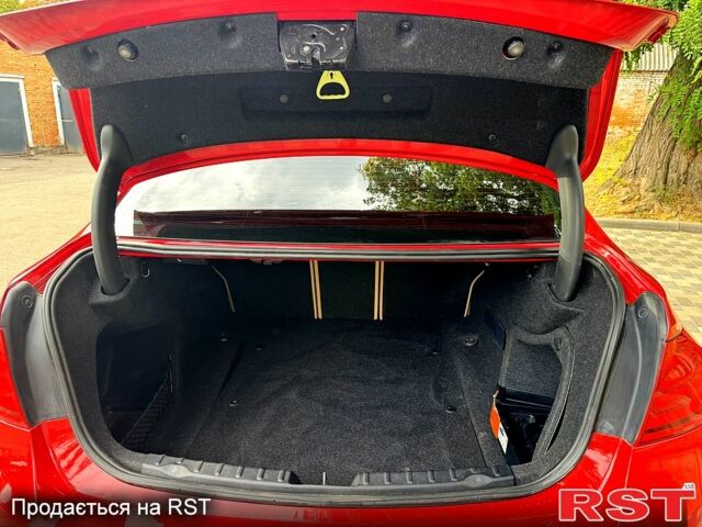 Красный БМВ 3 Серия, объемом двигателя 2 л и пробегом 186 тыс. км за 10900 $, фото 8 на Automoto.ua