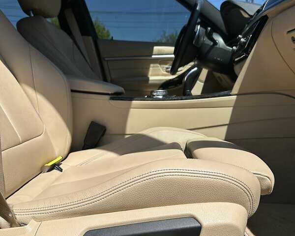 Червоний БМВ 3 Серія, об'ємом двигуна 2 л та пробігом 106 тис. км за 16999 $, фото 66 на Automoto.ua