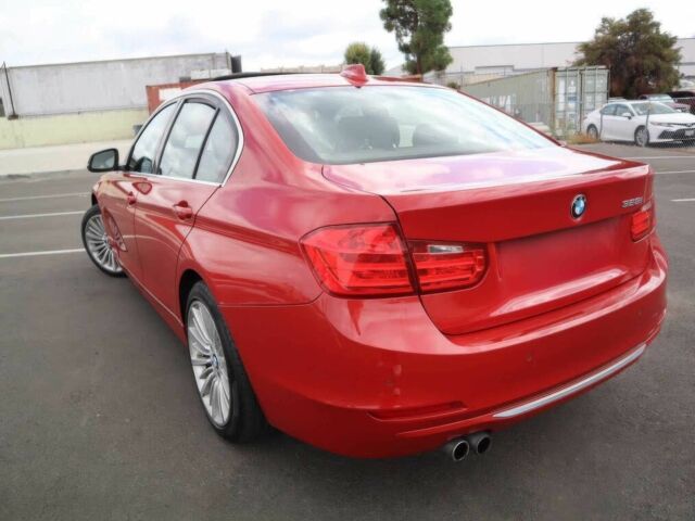 Красный БМВ 3 Серия, объемом двигателя 2 л и пробегом 79 тыс. км за 3300 $, фото 4 на Automoto.ua