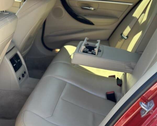 Червоний БМВ 3 Серія, об'ємом двигуна 2 л та пробігом 106 тис. км за 16999 $, фото 45 на Automoto.ua