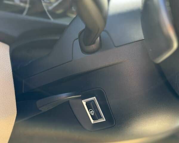 Червоний БМВ 3 Серія, об'ємом двигуна 2 л та пробігом 106 тис. км за 16999 $, фото 41 на Automoto.ua