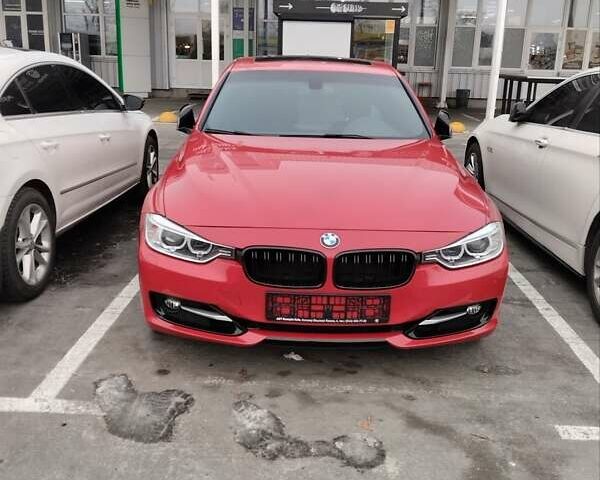 Красный БМВ 3 Серия, объемом двигателя 2 л и пробегом 113 тыс. км за 15499 $, фото 1 на Automoto.ua