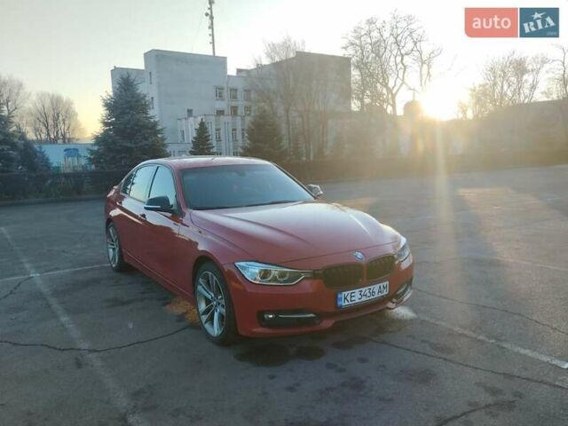 Красный БМВ 3 Серия, объемом двигателя 2 л и пробегом 113 тыс. км за 15499 $, фото 2 на Automoto.ua