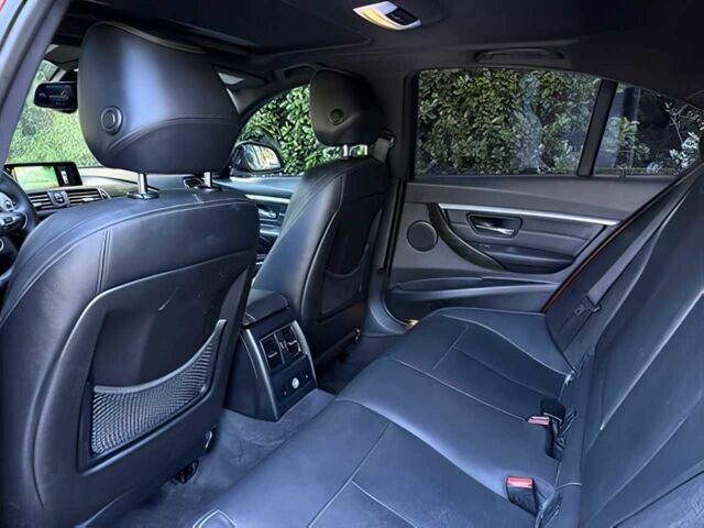 БМВ 3 Серія 2016 у Полтаві на Automoto.ua Червоний БМВ 3 Серія, об'ємом двигуна 2 л та пробігом 76 тис. км за 9000 $, фото 12 на Automoto.ua