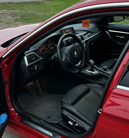 БМВ 3 Серия 2016 в Измаиле на Automoto.ua Красный БМВ 3 Серия, объемом двигателя 2 л и пробегом 160 тыс. км за 17000 $, фото 9 на Automoto.ua