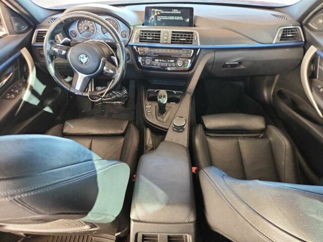 Красный БМВ 3 Серия, объемом двигателя 3 л и пробегом 82 тыс. км за 4500 $, фото 7 на Automoto.ua