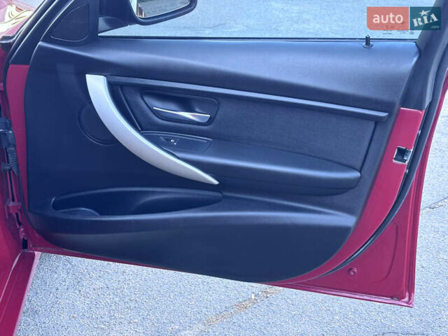 Червоний БМВ 3 Серія, об'ємом двигуна 2 л та пробігом 137 тис. км за 13800 $, фото 12 на Automoto.ua