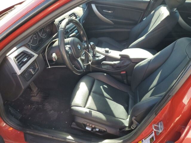 Красный БМВ 3 Серия, объемом двигателя 2 л и пробегом 149 тыс. км за 10200 $, фото 6 на Automoto.ua