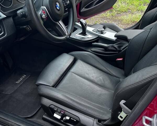 БМВ 3 Серия 2017 в Киеве на Automoto.ua Красный БМВ 3 Серия, объемом двигателя 2 л и пробегом 131 тыс. км за 21999 $, фото 24 на Automoto.ua