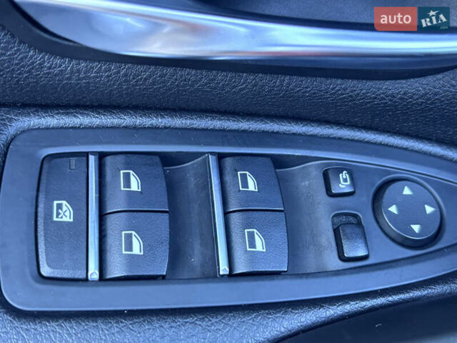 Червоний БМВ 3 Серія, об'ємом двигуна 2 л та пробігом 137 тис. км за 13800 $, фото 13 на Automoto.ua