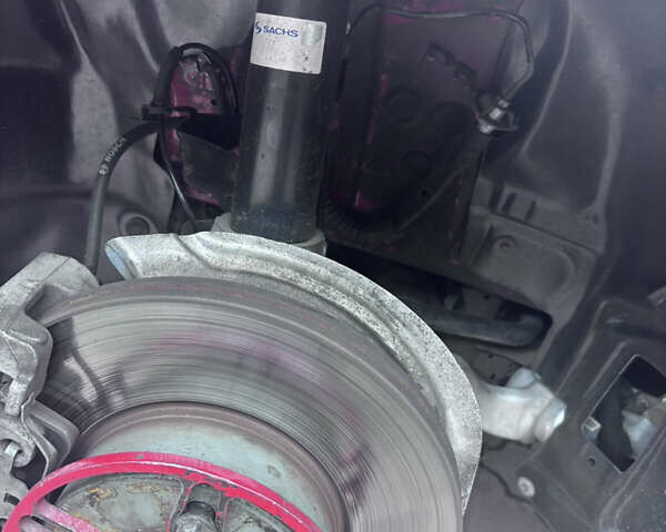 Червоний БМВ 3 Серія, об'ємом двигуна 2 л та пробігом 137 тис. км за 13800 $, фото 45 на Automoto.ua