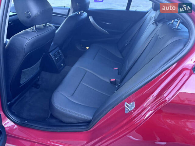 Червоний БМВ 3 Серія, об'ємом двигуна 2 л та пробігом 137 тис. км за 13800 $, фото 17 на Automoto.ua