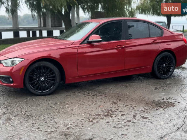 Червоний БМВ 3 Серія, об'ємом двигуна 2 л та пробігом 137 тис. км за 13800 $, фото 2 на Automoto.ua