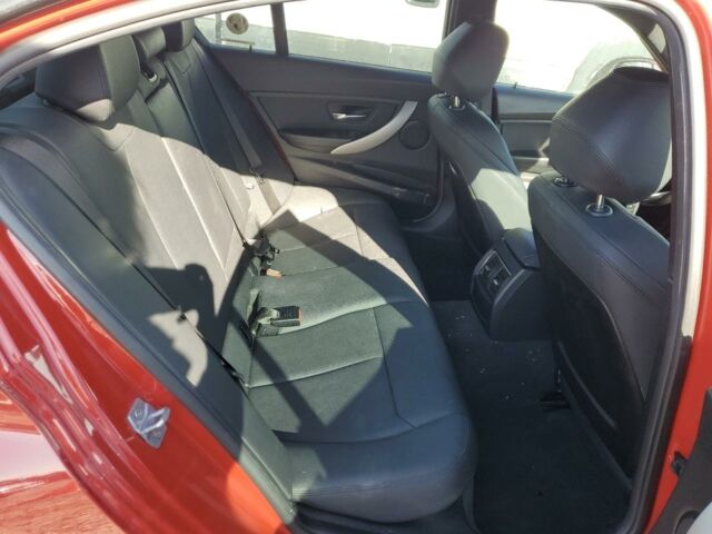 Красный БМВ 3 Серия, объемом двигателя 2 л и пробегом 149 тыс. км за 10200 $, фото 9 на Automoto.ua