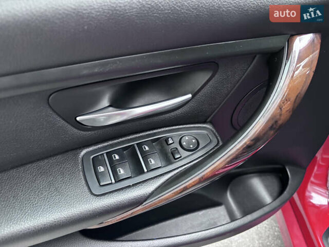 Червоний БМВ 3 Серія, об'ємом двигуна 2 л та пробігом 137 тис. км за 13800 $, фото 30 на Automoto.ua