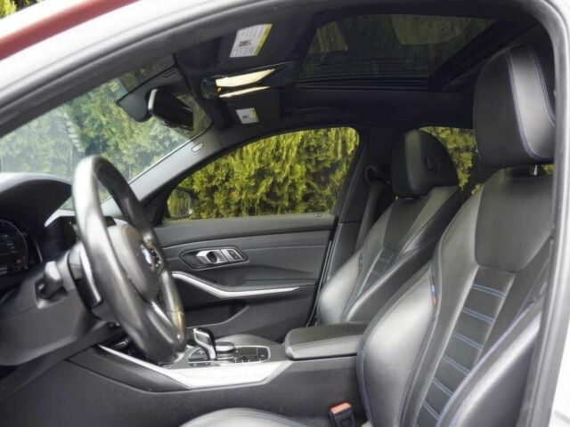 Красный БМВ 3 Серия, объемом двигателя 2 л и пробегом 34 тыс. км за 19700 $, фото 12 на Automoto.ua