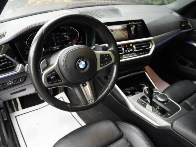 Красный БМВ 3 Серия, объемом двигателя 2 л и пробегом 34 тыс. км за 19700 $, фото 7 на Automoto.ua