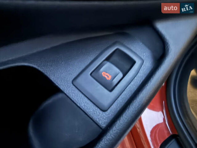 Красный БМВ 3 Серия, объемом двигателя 2 л и пробегом 115 тыс. км за 27900 $, фото 65 на Automoto.ua