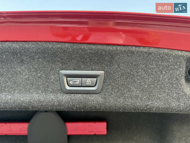 Красный БМВ 3 Серия, объемом двигателя 2 л и пробегом 19 тыс. км за 39900 $, фото 44 на Automoto.ua