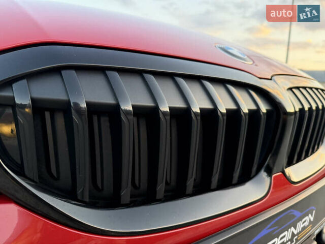 Красный БМВ 3 Серия, объемом двигателя 2 л и пробегом 19 тыс. км за 39900 $, фото 8 на Automoto.ua