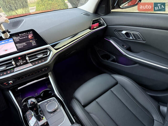 Красный БМВ 3 Серия, объемом двигателя 2 л и пробегом 19 тыс. км за 39900 $, фото 32 на Automoto.ua