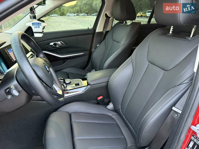 Красный БМВ 3 Серия, объемом двигателя 2 л и пробегом 19 тыс. км за 39900 $, фото 23 на Automoto.ua