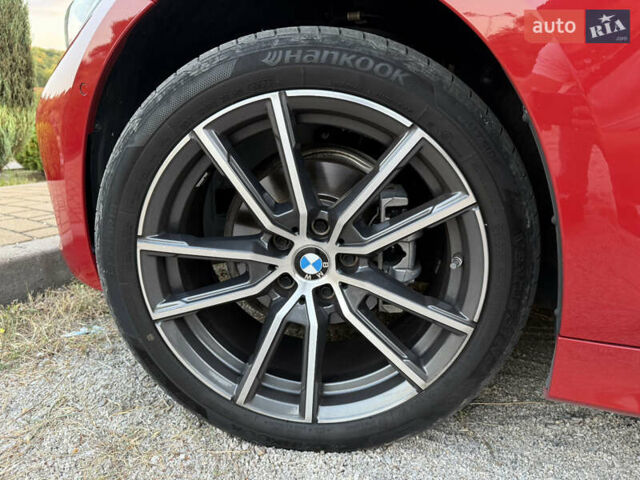 Красный БМВ 3 Серия, объемом двигателя 2 л и пробегом 19 тыс. км за 39900 $, фото 18 на Automoto.ua