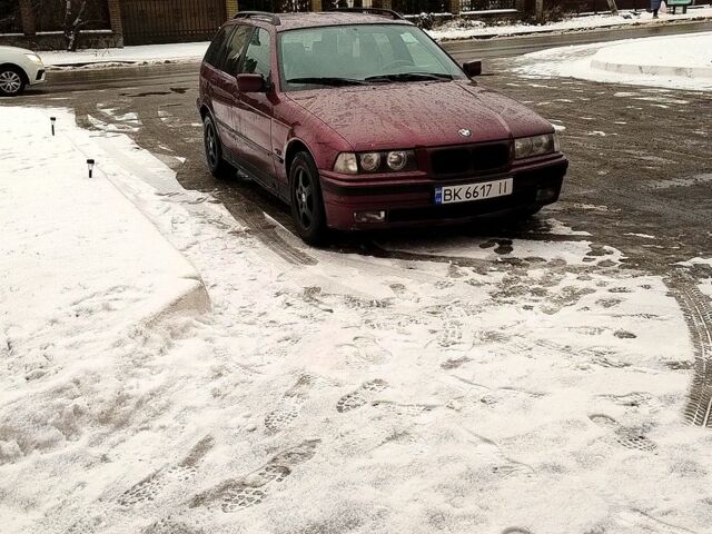 Красный БМВ 3 Серия, объемом двигателя 2 л и пробегом 350 тыс. км за 2000 $, фото 4 на Automoto.ua