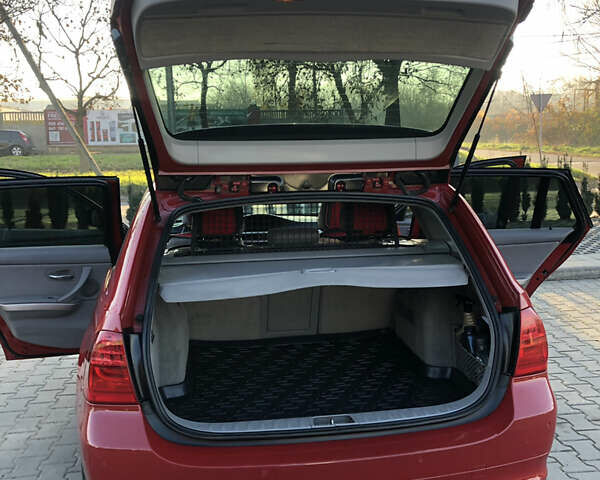 Червоний БМВ 3 Серія, об'ємом двигуна 2 л та пробігом 335 тис. км за 8300 $, фото 11 на Automoto.ua