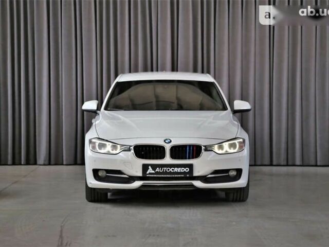 БМВ 3 Серия, объемом двигателя 2 л и пробегом 235 тыс. км за 15800 $, фото 1 на Automoto.ua